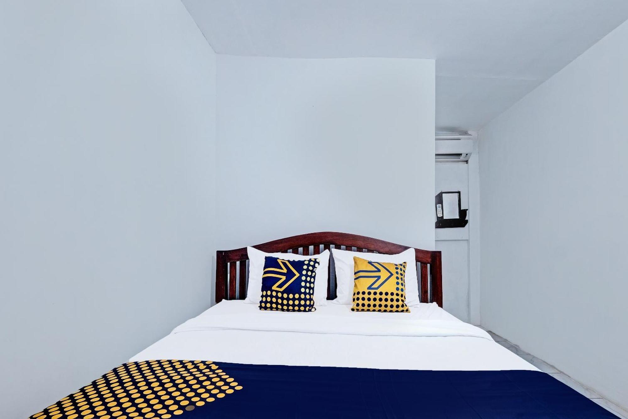 Spot On 91916 Joglo Doyong Homestay Syariah Yogyakarta Exterior foto