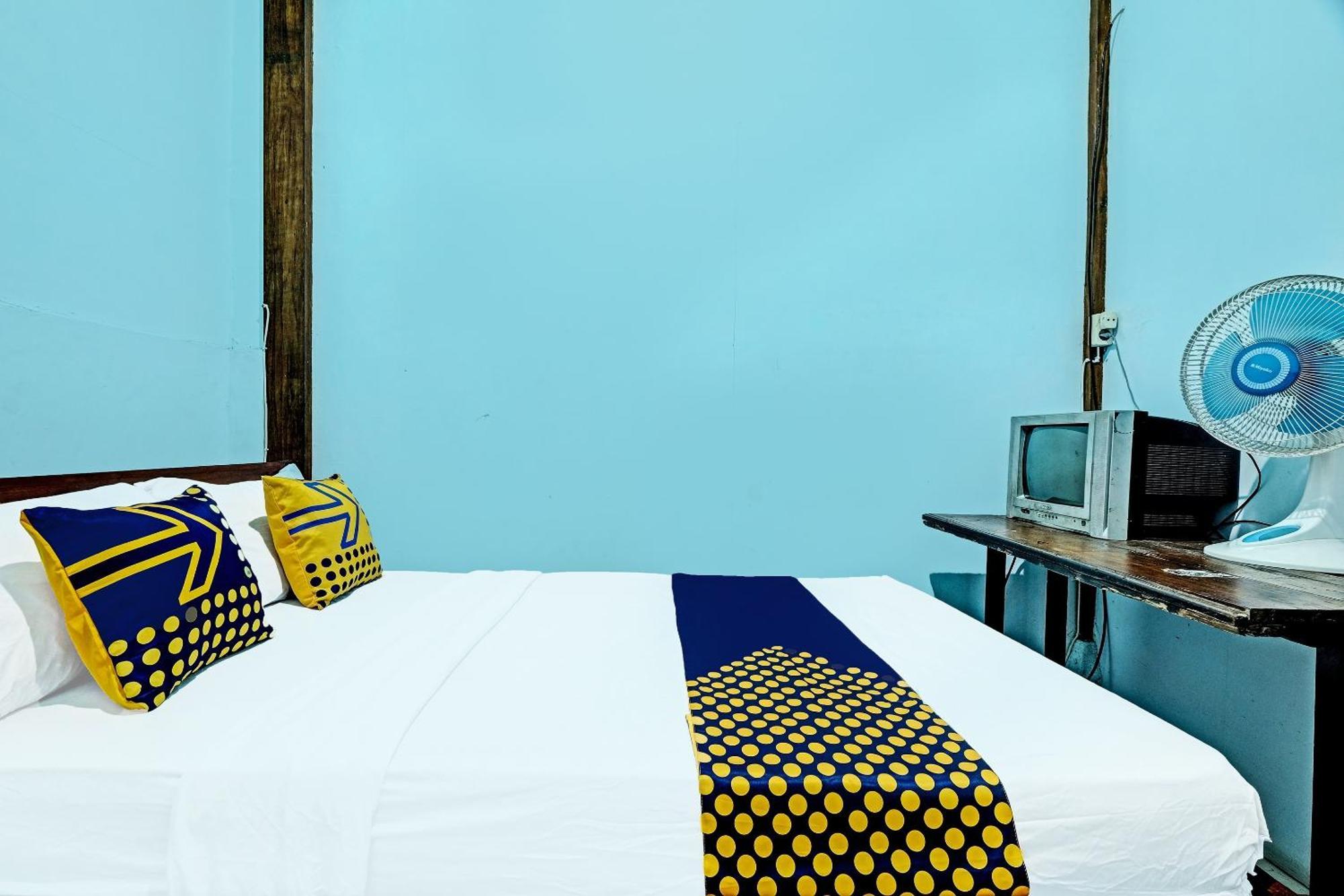 Spot On 91916 Joglo Doyong Homestay Syariah Yogyakarta Exterior foto